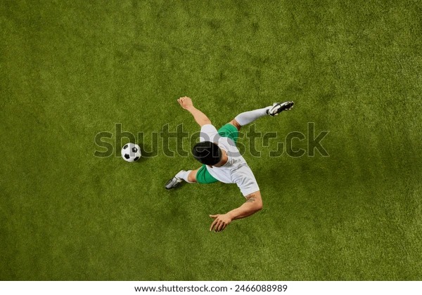 大谷翔平在 2021 年包揽银棒奖、MVP 并在全明星赛投打双修，被美媒评为“体育界最伟大的赛季”