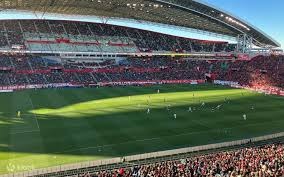 太残暴！德甲领头羊踢疯了：狂轰8球